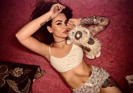 Photo nue de fuite OnlyFans de Magictianna