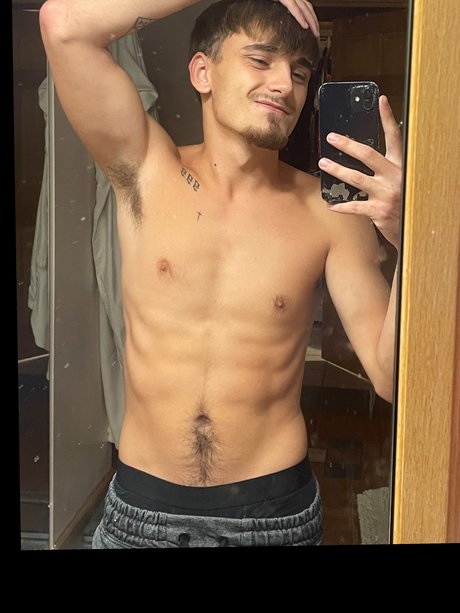 Photo nue de fuite OnlyFans de Tyler