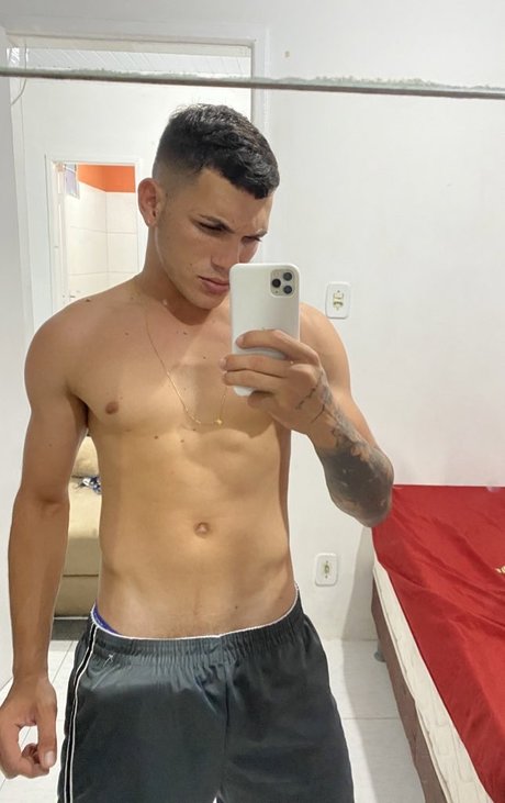 Photo nue de fuite OnlyFans de Tauan Ramos 