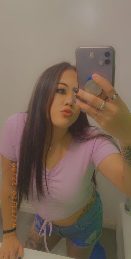 Photo nue de fuite OnlyFans de T