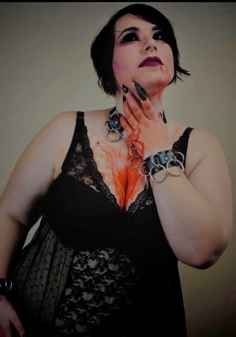 Photo nue de fuite OnlyFans de Dommy Beast