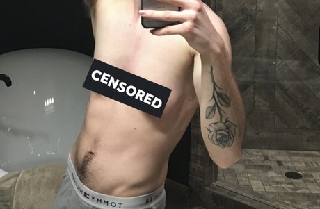 Photo nue de fuite OnlyFans de Xander