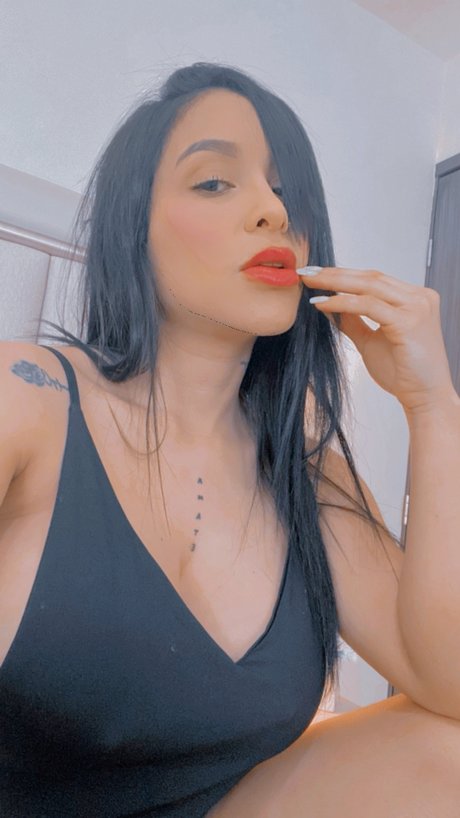 Photo nue de fuite OnlyFans de Enverlynmorales