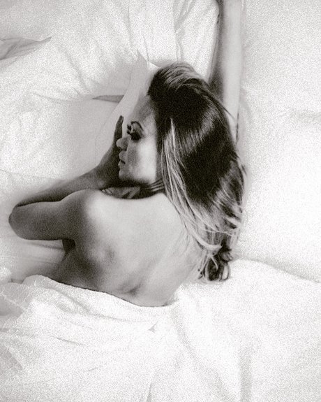 Photo nue de fuite OnlyFans de Veronika Vieira