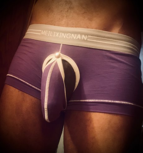 Photo nue de fuite OnlyFans de Newportlong69