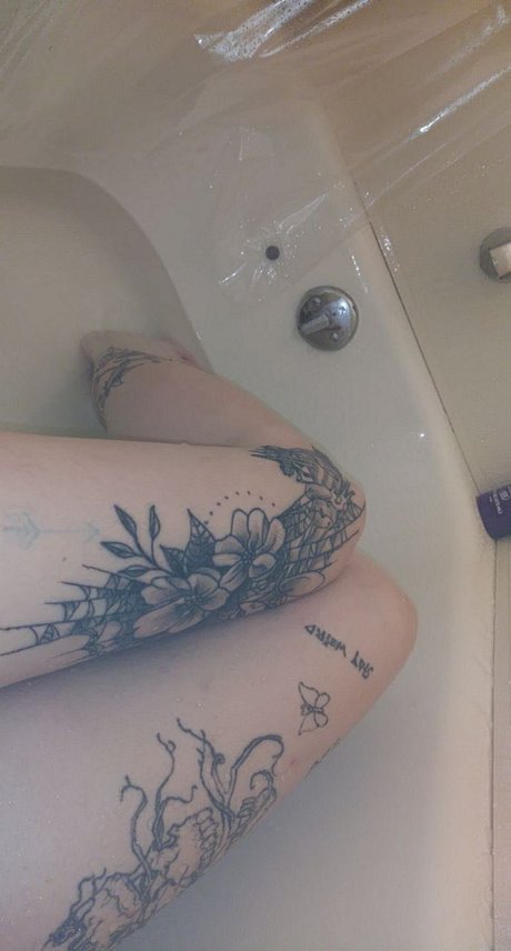 Photo nue de fuite OnlyFans de Barbietink98