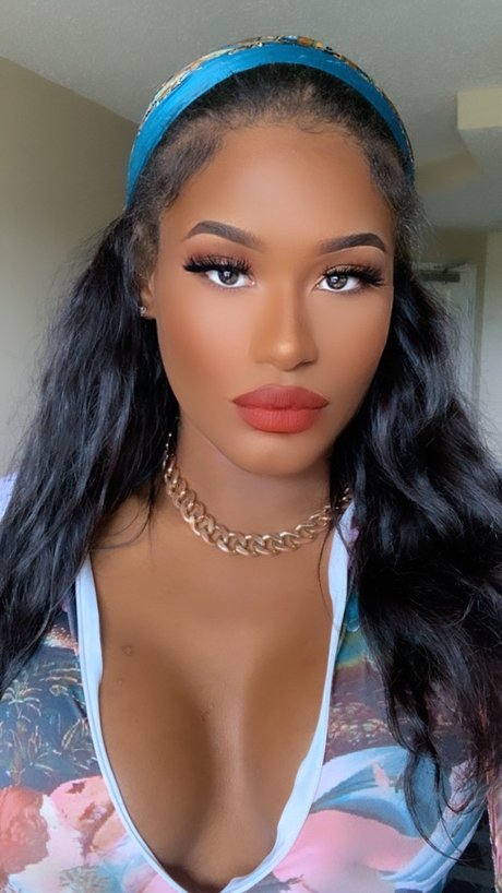 Tiffanylola