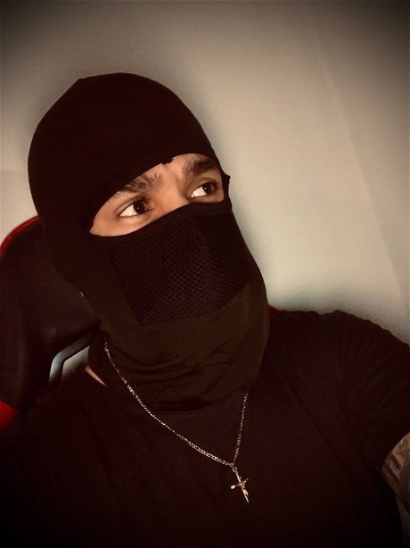 Photo nue de fuite OnlyFans de Rakim Thug