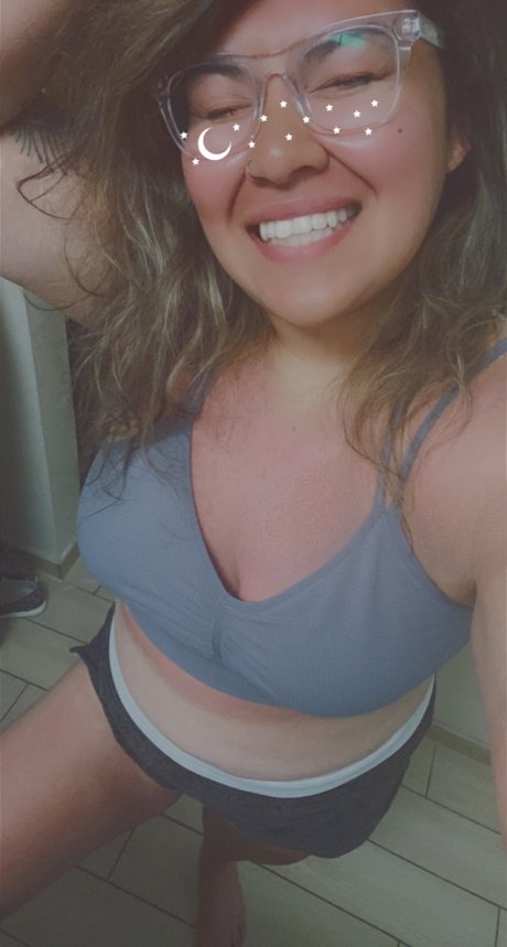 Photo nue de fuite OnlyFans de Rain