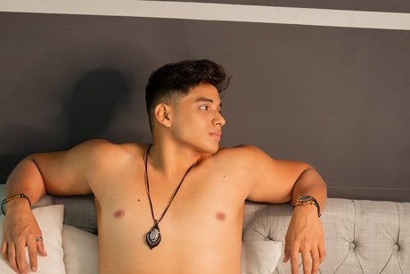 Photo nue de fuite OnlyFans de Mikeposl