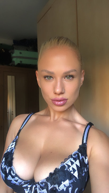 Photo nue de fuite OnlyFans de Stacy Yanowsky
