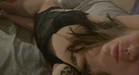 Photo nue de fuite OnlyFans de Quinn