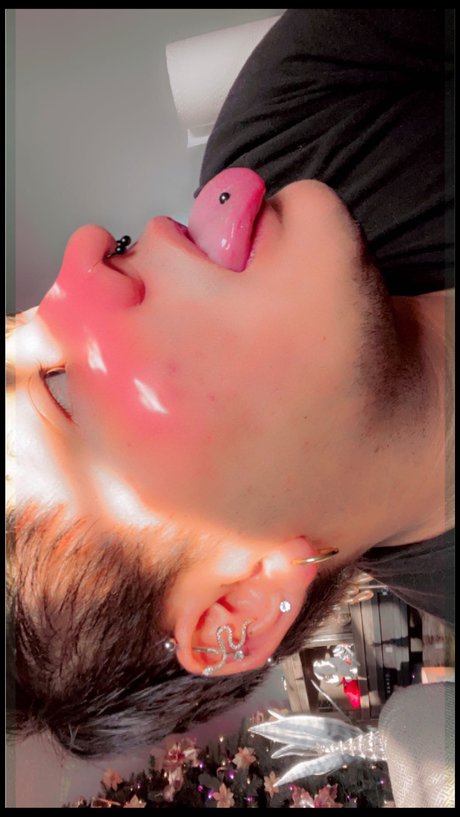 Photo nue de fuite OnlyFans de Luis