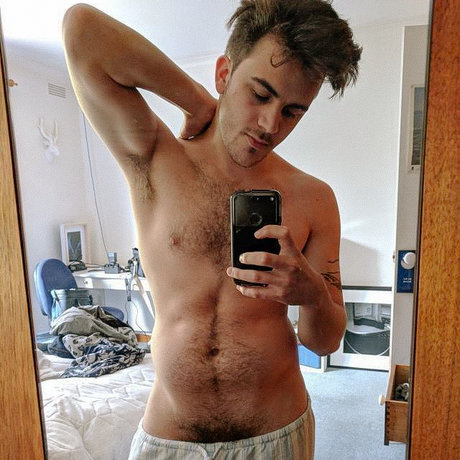 Photo nue de fuite OnlyFans de Randy Gyles