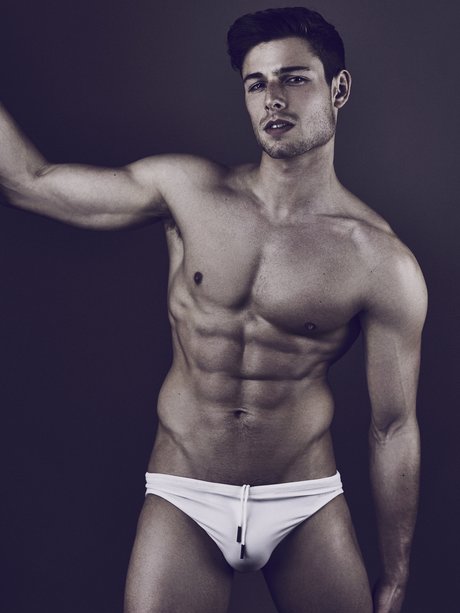 Photo nue de fuite OnlyFans de Tom Walker