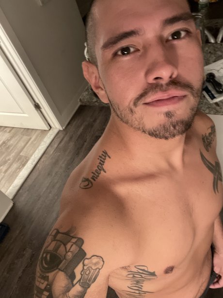 Photo nue de fuite OnlyFans de Topher Martinez