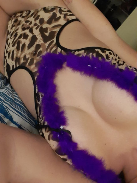 Hotwife Vixen