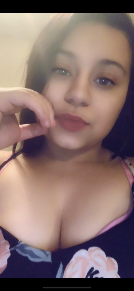 Photo nue de fuite OnlyFans de Raquel Ramirez