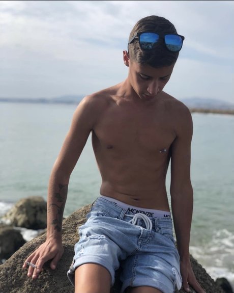 Photo nue de fuite OnlyFans de Renatooo