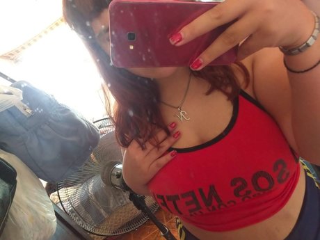Photo nue de fuite OnlyFans de Noemi