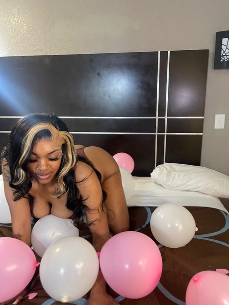 Photo nue de fuite OnlyFans de Lucky