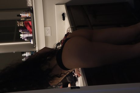 Photo nue de fuite OnlyFans de Willow Tree