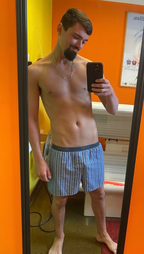 Photo nue de fuite OnlyFans de Tom