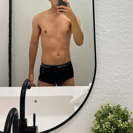 Photo nue de fuite OnlyFans de Leduar