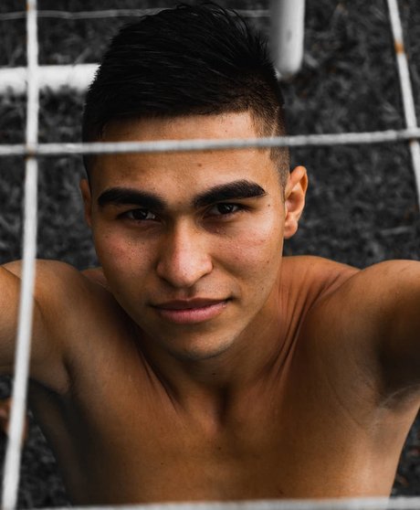 Photo nue de fuite OnlyFans de Santiago Gil