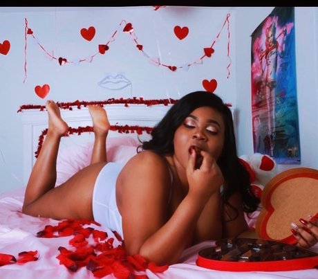 Photo nue de fuite OnlyFans de Therealblacklola