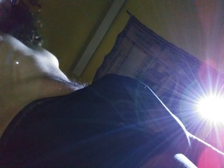 Photo nue de fuite OnlyFans de Pyro Starter 69