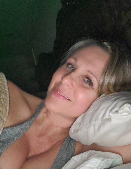 Photo nue de fuite OnlyFans de Julia Ann