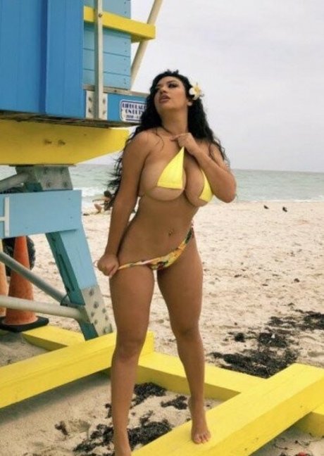 Photo nue de fuite OnlyFans de Priscilla Stephanie