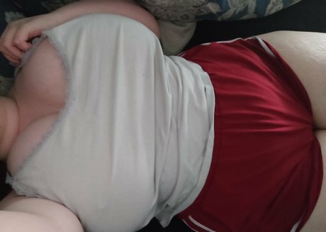 Photo nue de fuite OnlyFans de Hattie
