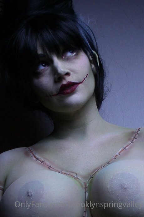 Photo nue de fuite OnlyFans de Brooklyn Spring Valley