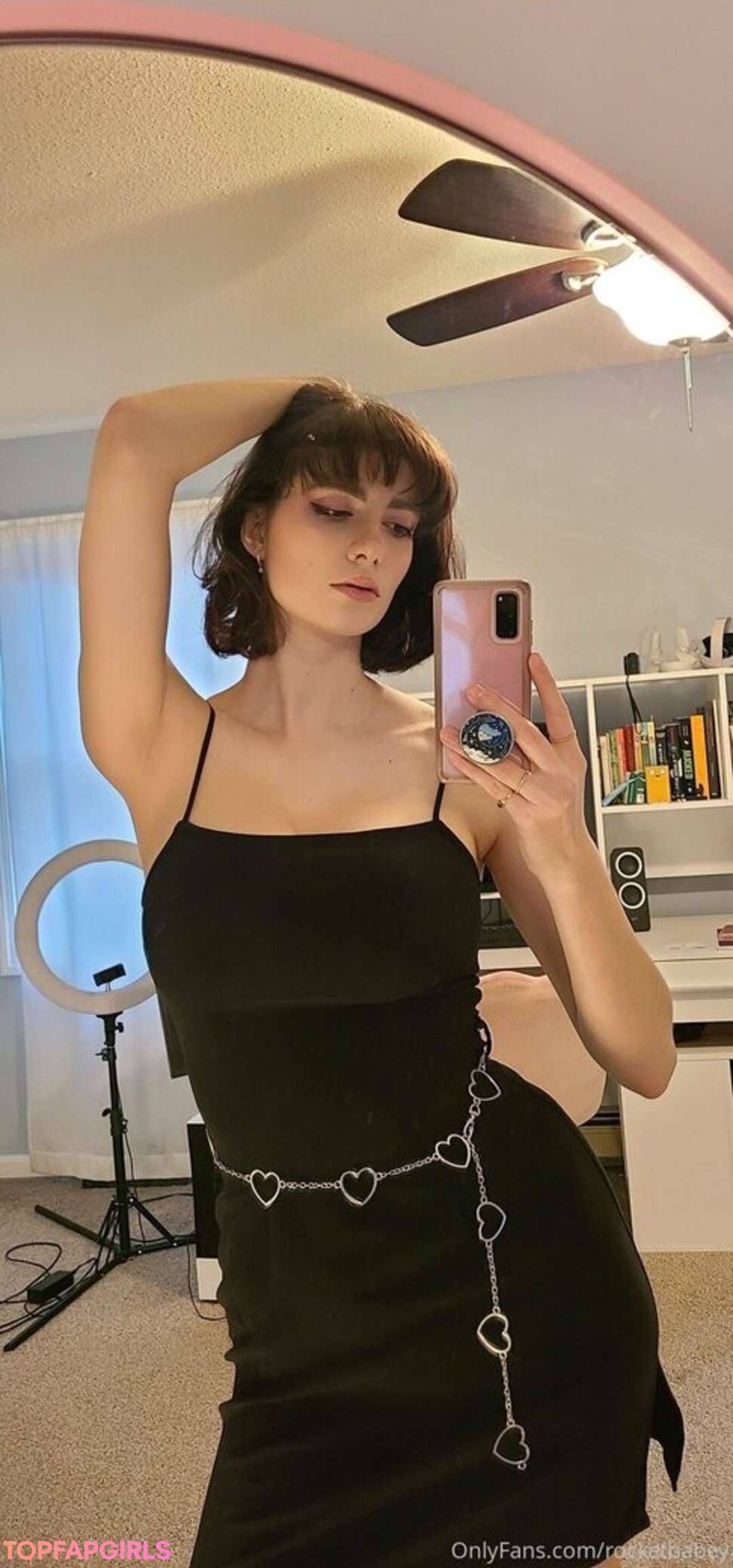 Photo nue de fuite OnlyFans de Rocketbabey #1297