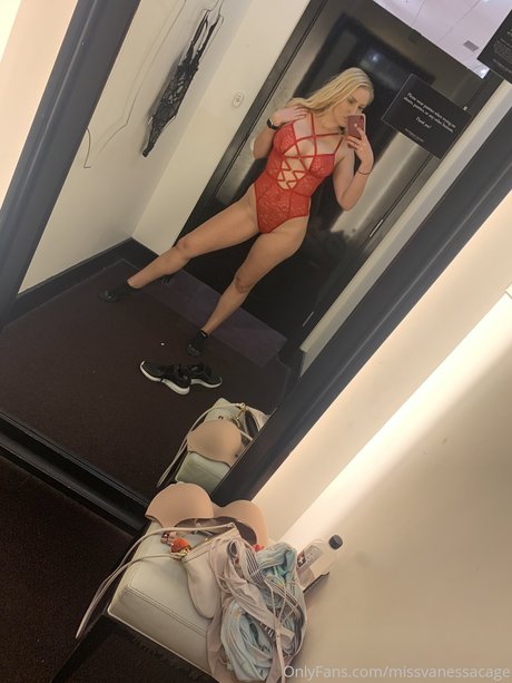 Vanessa Cage