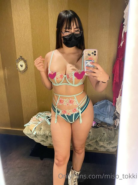 Photo nue de fuite OnlyFans de Miso Tokki