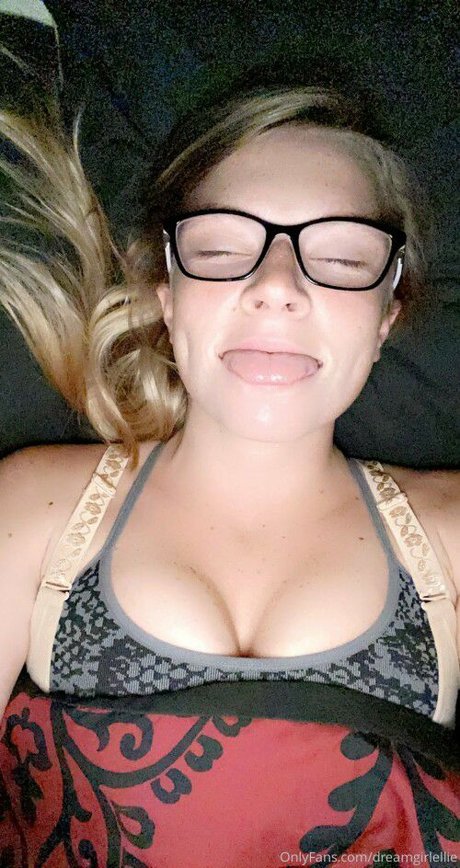Dream Girl Ellie