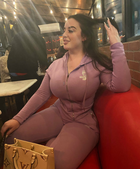 Photo nue de fuite OnlyFans de Jpaid69