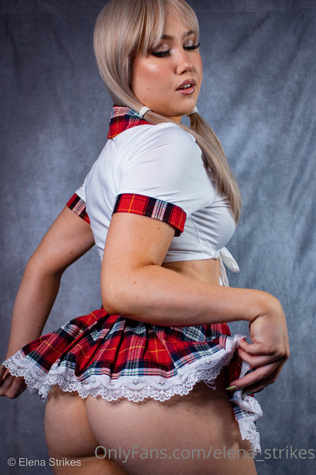 Photo nue de fuite OnlyFans de Elena Strikes