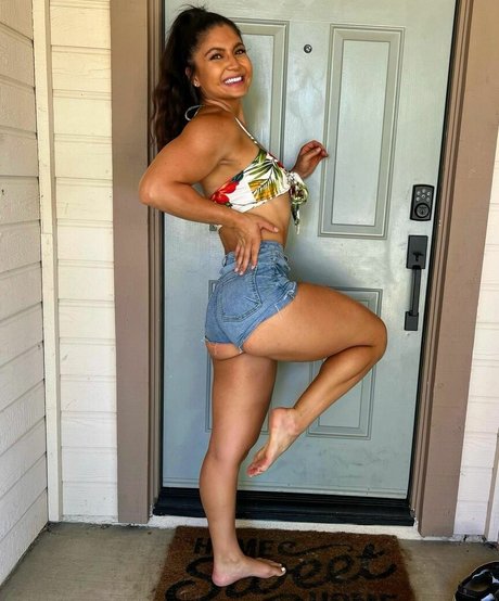Photo nue de fuite OnlyFans de Katie Jones