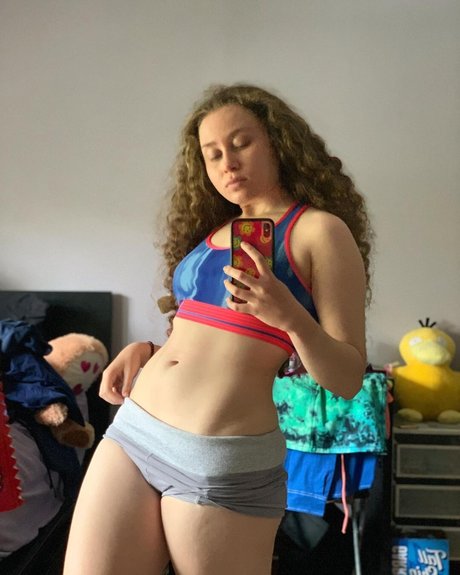 Alyssa Cleversey