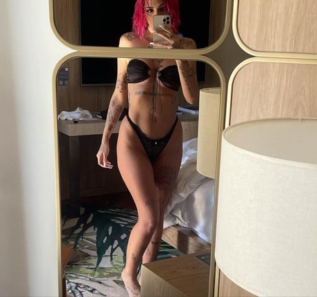 Photo nue de fuite OnlyFans de Azzy Mc