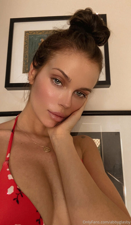 Photo nue de fuite OnlyFans de Abby Glasby