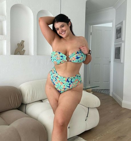 Photo nue de fuite OnlyFans de Xanthia Efthymiou