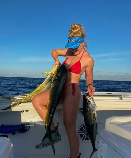 Photo nue de fuite OnlyFans de Hottest Fishing
