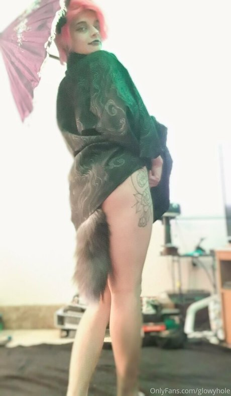 Photo nue de fuite OnlyFans de Glowyhole