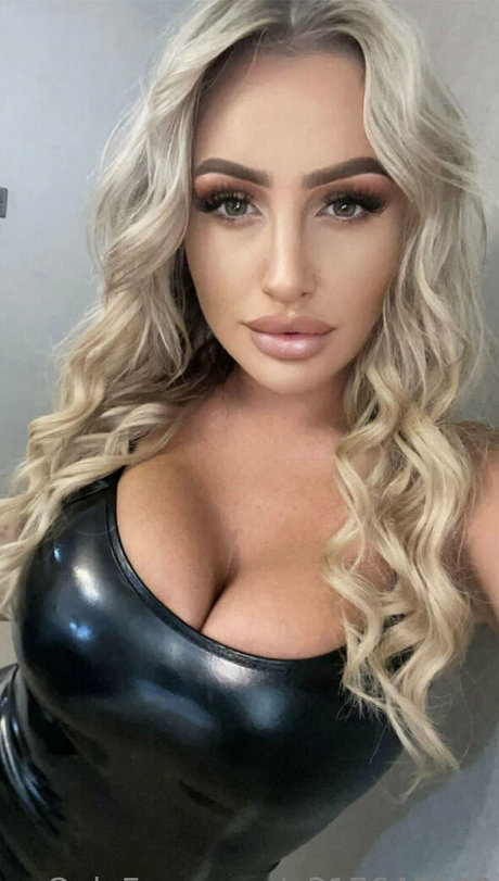 Photo nue de fuite OnlyFans de Abigalexo