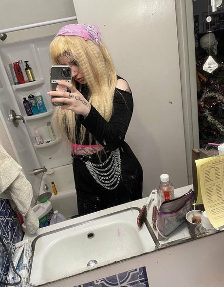 Spookisideshow
